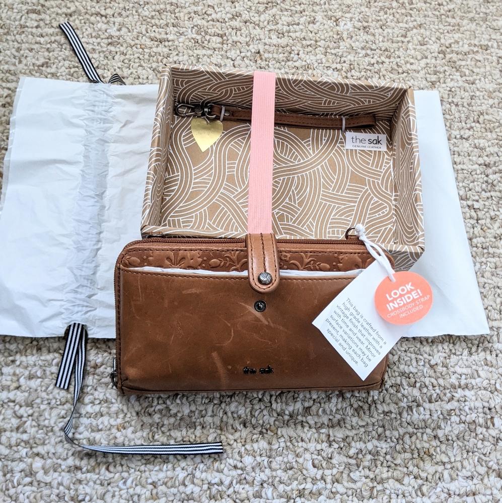 The Sak Iris Large Smartphone Crossbody Bag, Genuine Leather